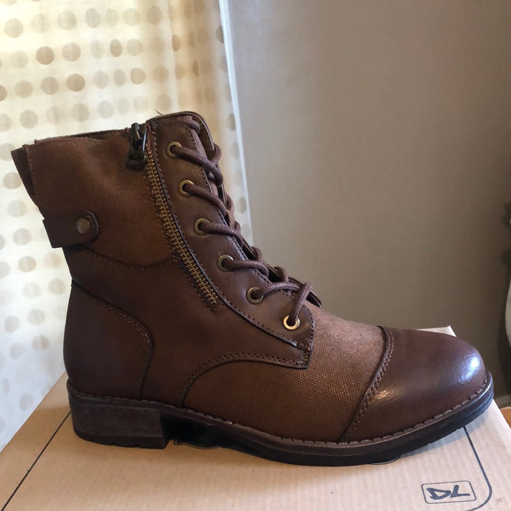 Combat Boot! Moto Boot! Cute with leggings or jeans.